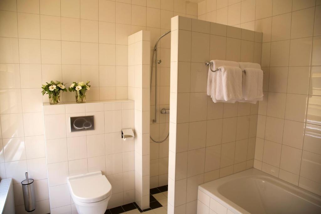 Stadspaleis Hotel & Restaurant Oldruitenborgh Vollenhove Номер фото